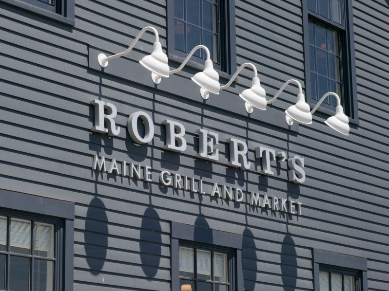 Robert’s Maine Grill
